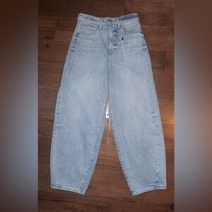 Express Super High Rise Balloon Leg Jean Light Wash Size 00 R Crop Denim Loose